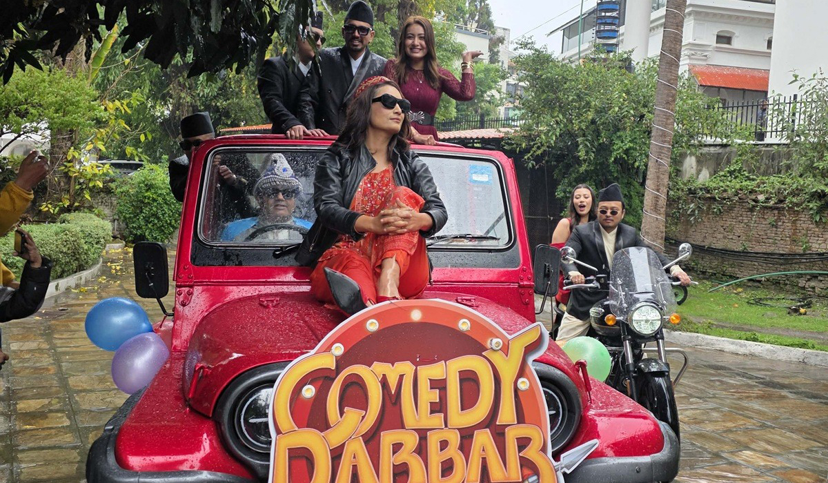 ‘कमेडी दरबार ३’ मा दीया मास्के रानीका रूपमा प्रवेश