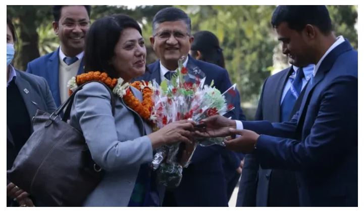 परराष्ट्रमन्त्री डा.पौड्याल श्रीलङ्का प्रस्थान