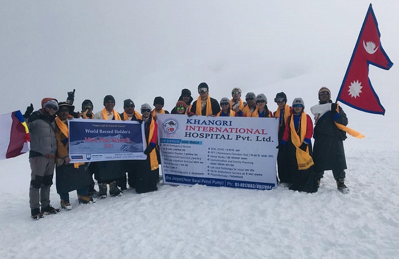 ५ हजार ८ सय मिटर उचाइमा स्याब्रु नाचेर विश्व कीर्तिमान 