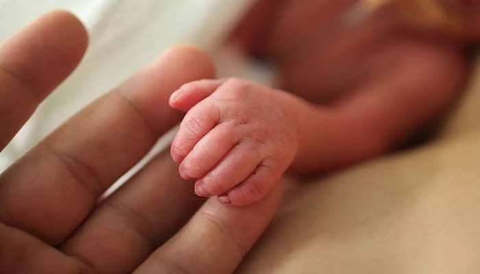 गर्भवतीको घरमा निलो झण्डा