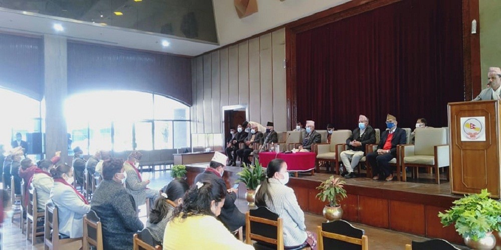 एमाले संसदीय दलको बैठक जारी