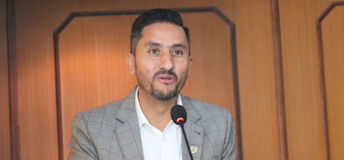 अनलाईन मिडियासँग सरकार सहकार्य गर्न तयार छः सञ्चारमन्त्री खरेल