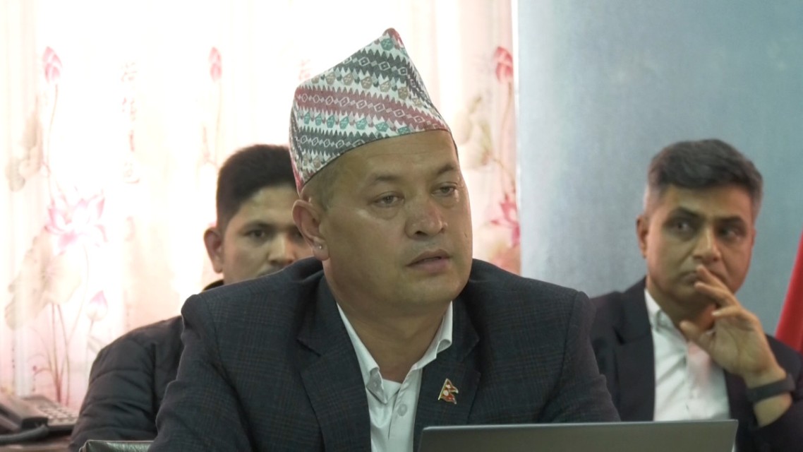 लाइसेन्स नविकरण नहुँदा औषधि थन्किएर बसेका छन्ः कार्यकारी निर्देशक डा.केसी