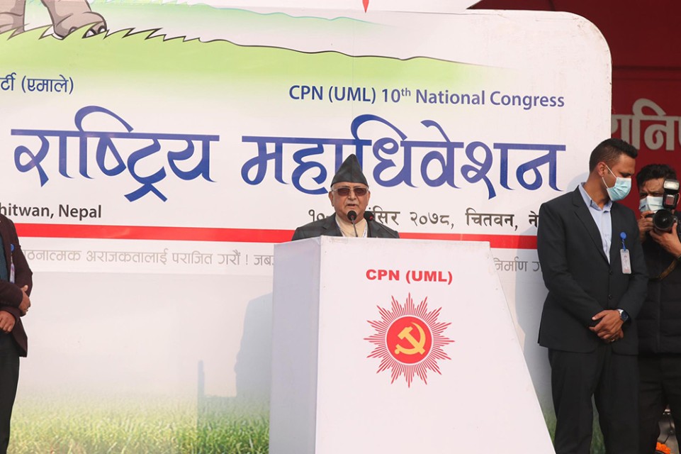 प्रधानमन्त्रीलाई गाह्रो छ, मेरा खुट्टा तान्नेहरू आज उहाँको खुट्टा समातिराख्या छन् : ओली