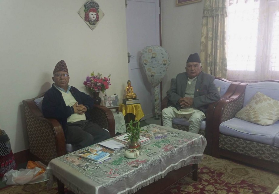 राष्ट्रपतिका उम्मेदवार पौडेल माधव नेपाल निवासमा 