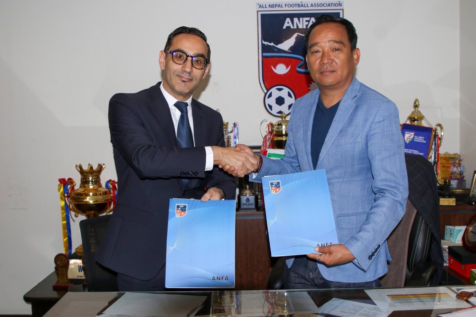 नेपाली राष्ट्रिय पुरुष फुटबल टोलीको मुख्य प्रशिक्षकमा गुग्लिएल्मो एरेना नियुक्त