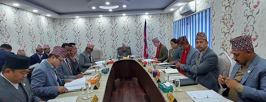 बागमती सरकारबाट बाहिरियो एमाले, सदनमै राजीनामा