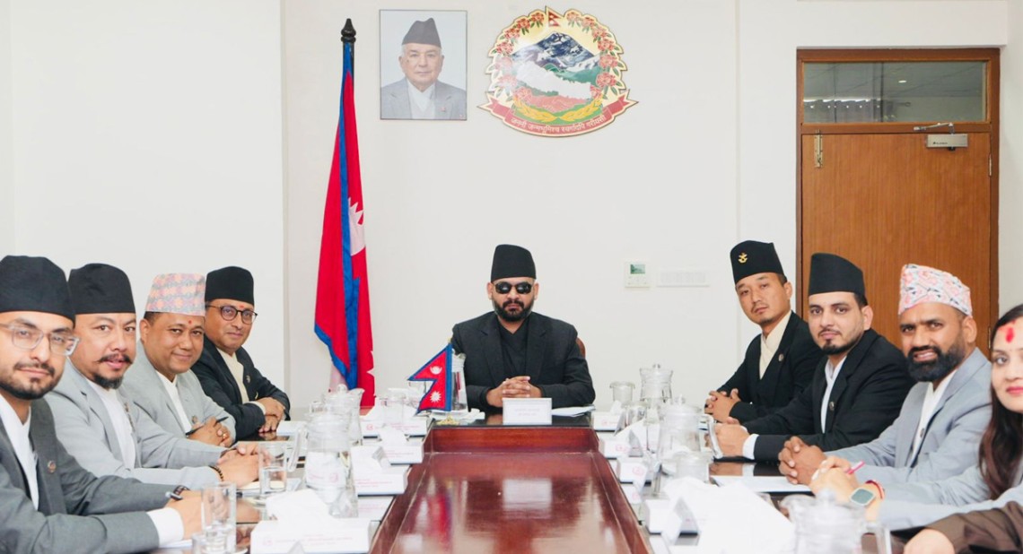 प्रधानमन्त्री साहले कोशी प्रदेशका सांसदहरुसँग गरे क्षेत्रगत समस्याबारे छलफल