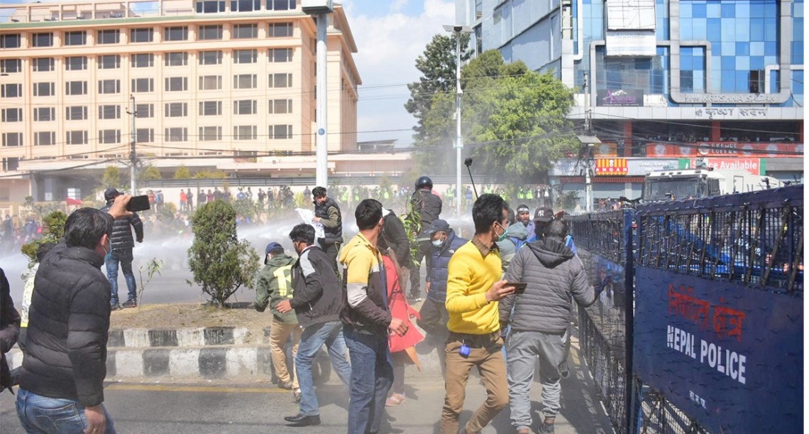 संसदमा एमसीसी टेबल भएपछि नयाँबानेश्वरमा तनाव