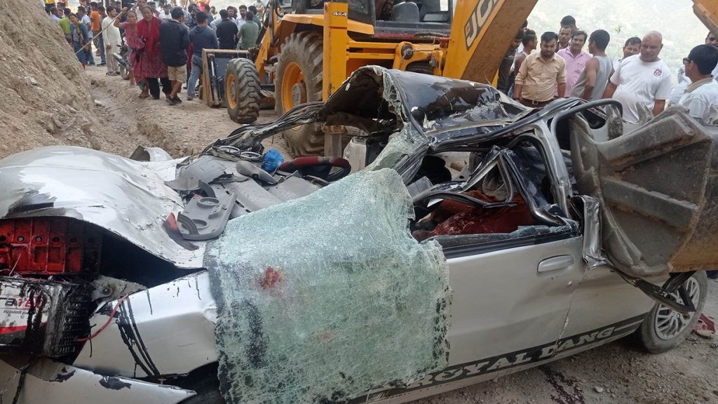 प्यूठानमा दुर्घटनामा परि मृत्यु हुने आठै जनाको सनाखत