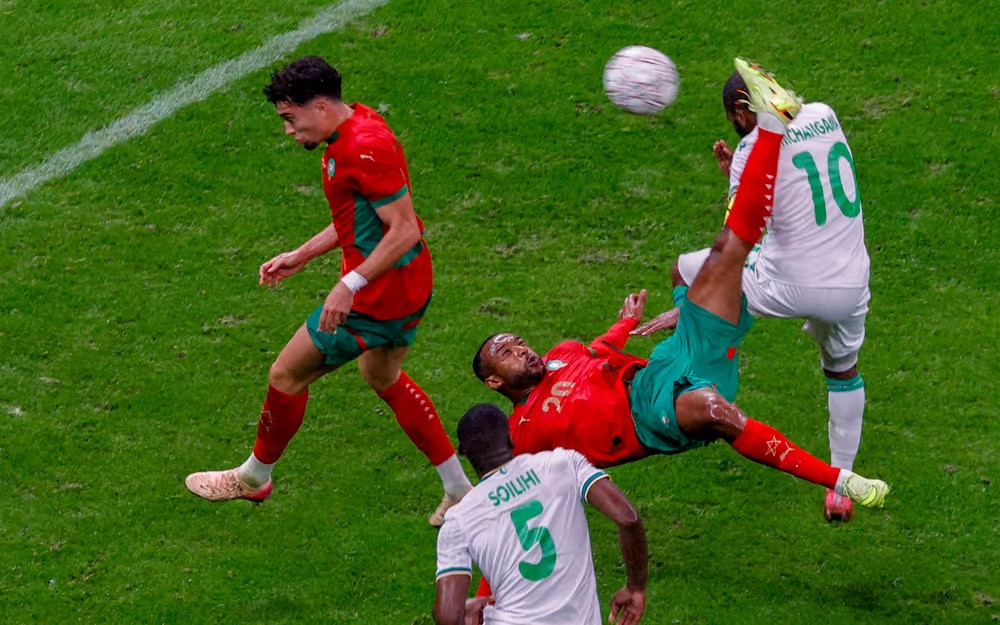 मोरोक्कोको विजयी सुरुवात: डियाज र एल काबीको गोलले कोमोरोस माथि २–० को जित