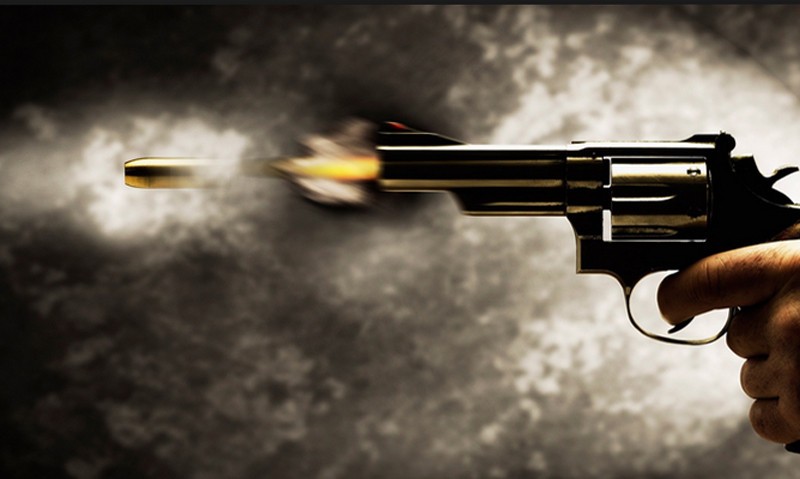 मकवानपुरमा प्रहरीमाथि आक्रमण, आत्मरक्षाका लागि गोली चलाउँदा एक जना घाइते