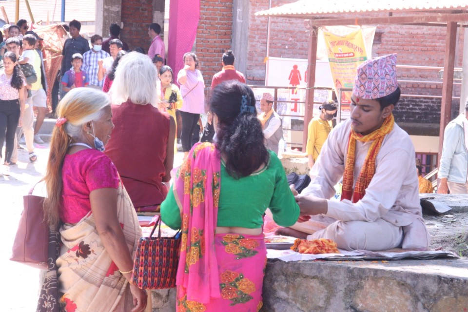 जनै पूर्णिमा तथा रक्षा बन्धनमा मठमन्दिरमा भीड (फोटो फिचर)