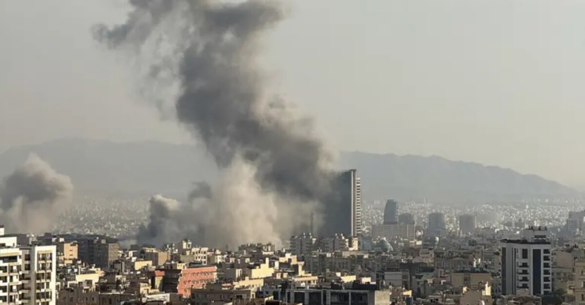 खाडी मुलुकमा युद्धको अफवाह फैलाउने ११ नेपाली पक्राउ