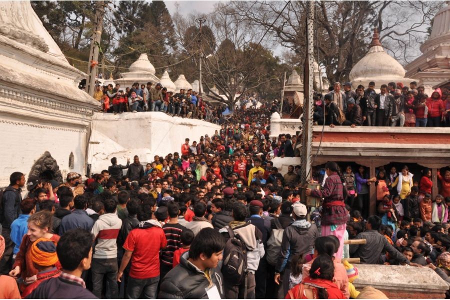 शिवरात्रिमा झण्डै १७ लाख भक्तजनले पशुपतिनाथको दर्शन गरे