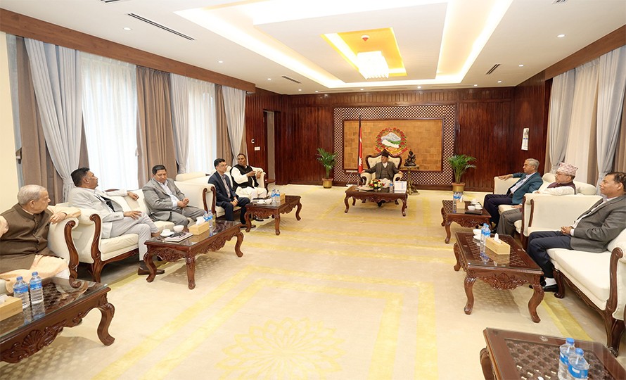 कोशी प्रदेशमा कांग्रेसका उद्धव थापालाई मुख्यमन्त्री बनाउने गठबन्धनको निर्णय