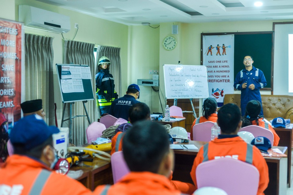 नीलकण्ठ धादिङमा आगलागी ब्यवस्थापन तालिम शुरु