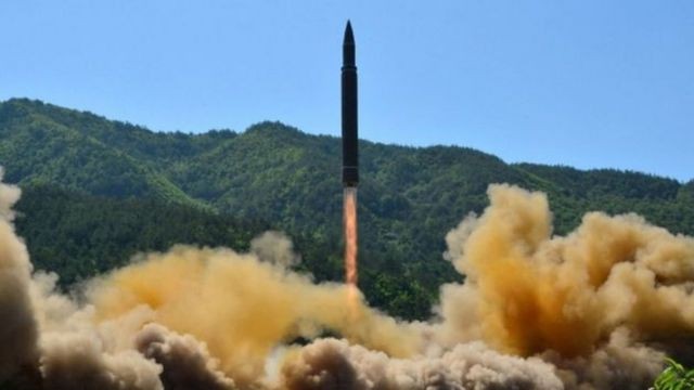 उत्तर कोरियाद्वारा पहिलो पटक दक्षिण कोरियाको सीमामा क्षेप्यास्त्र प्रहार