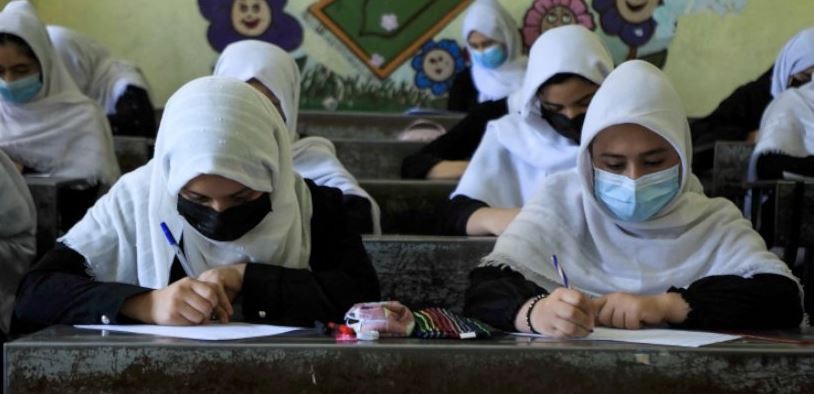 महिलालाई उच्च शिक्षा लिन नपाउने तालिबान सरकारको निर्णयको चौतर्फी विरोध