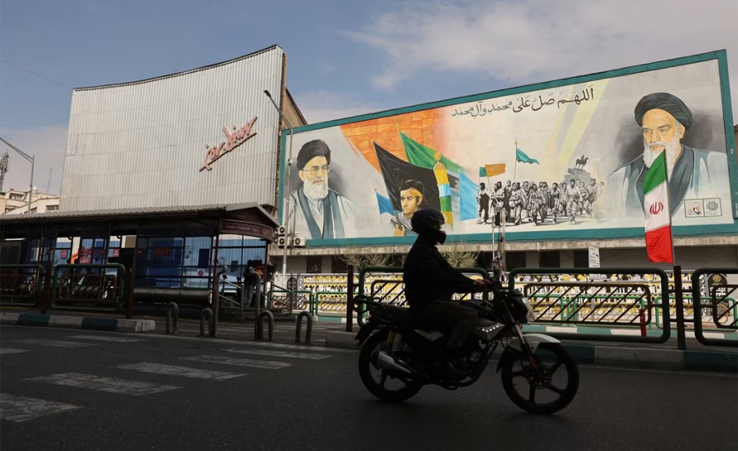 मध्यपूर्व तनाव चर्किँदै : अमेरिकाले आफ्ना नागरिकलाई तत्काल देश छाड्न आग्रह