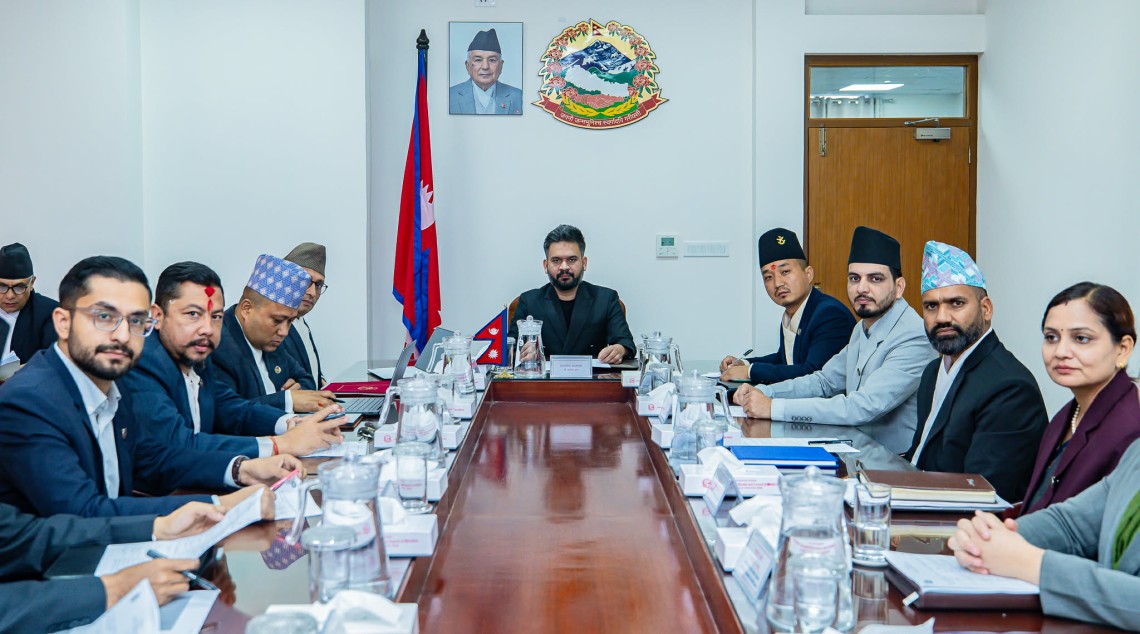 सरकारले विश्व बैंक र एडीबीबाट २८ अर्ब रूपैयाँ बराबर ऋण लिने निर्णय