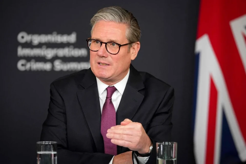 बेलायतको शरणार्थी प्रणालीमा नयाँ नियम लागू, स्थायी बसोबासका लागि २० वर्ष कुर्नुपर्ने