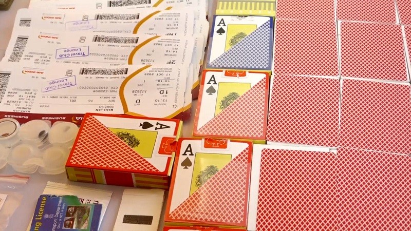 तासमा चिप जोड्ने र आँखामा लेन्स लगाएर क्यासिनो खेलाउने ७ जना पक्राउ