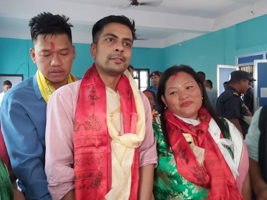 हेटौँडामा गठबन्धन तोडेर जसपाबाट मेयर र उपमेयरमा उम्मेदवारी दर्ता