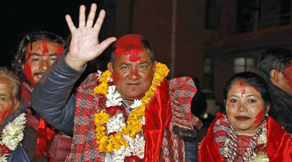 भक्तपुर–२ मा कांग्रेसका दुर्लभ थापा विजयी, एमालेका महेश बस्नेत पराजित