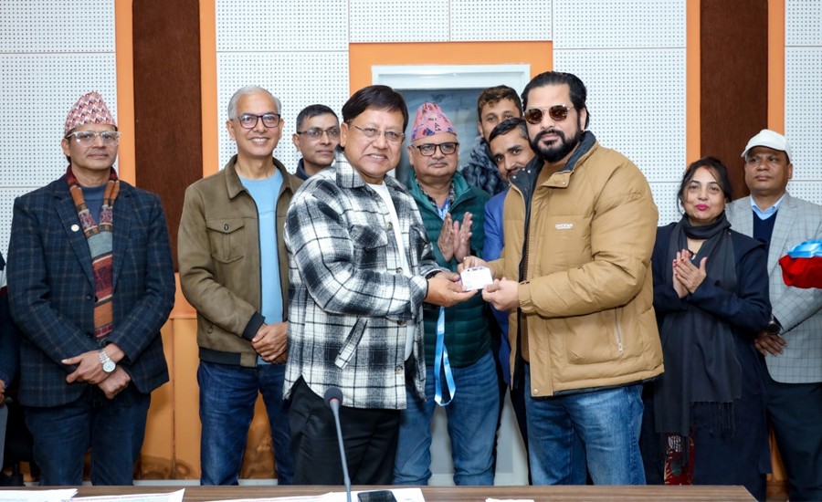 चलचित्र विकास बोर्डको नयाँ पहल- १५ समिति सक्रिय, सदस्यलाई परिचयपत्र वितरण