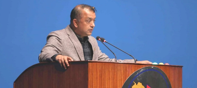 नागरिकता कीर्ते गर्ने र सहकारी ठग्नेमाथि कारबाही हुनुपर्छ : गगन थापा