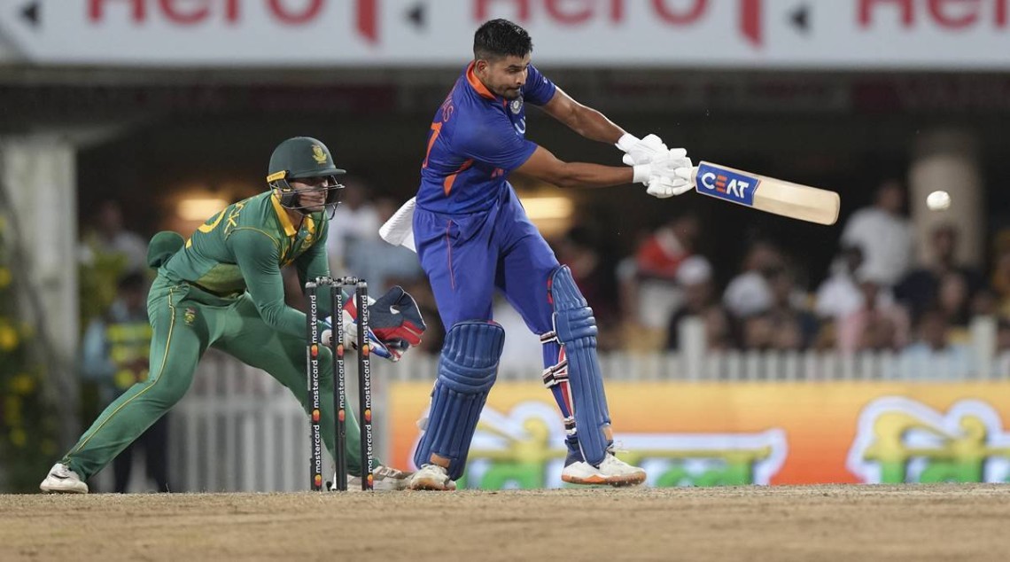 दक्षिण अफ्रिकासँगको दोस्रो एकदिवसीय क्रिकेटमा भारत ७ विकेटले विजयी