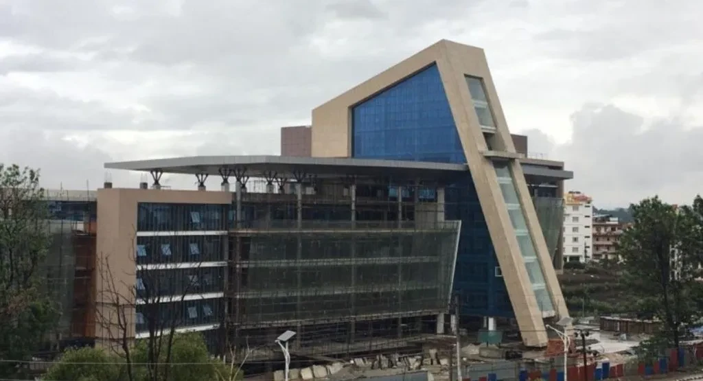 इन्धन मूल्य घटेसँगै नागरिक उड्डयनले हवाई भाडा समायोजन गर्‍यो