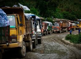 बञ्चरेडाँडामा फेरि फोहोर विसर्जन अवरुद्ध, सहमति कार्यान्वयन नभएको भन्दै स्थानीय आन्दोलित