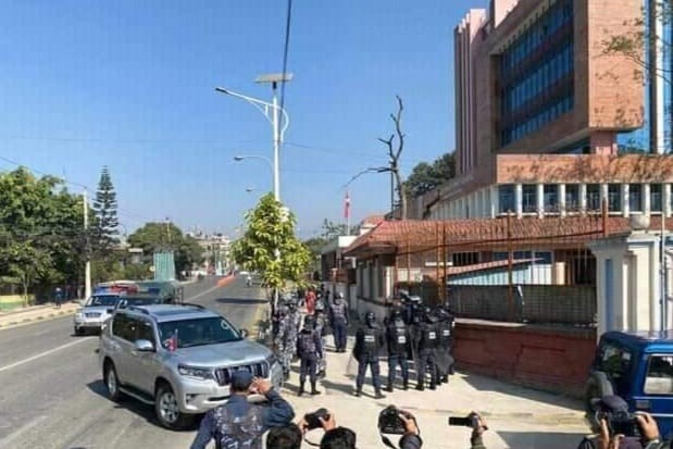 प्रहरीको बल प्रयोगबाट बारका अध्यक्ष श्रेष्ठसहित १२ जना घाइते