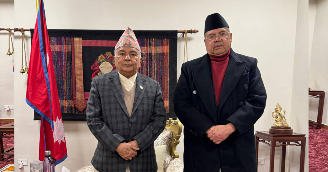 राष्ट्रपति पौडेल र पूर्वप्रधानमन्त्री नेपाल र खनालबीच भेटवार्ता