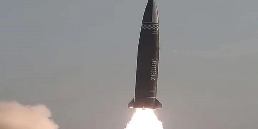 उत्तर कोरियाद्वारा मिसाइल परीक्षण