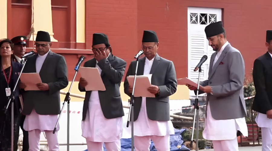 नवनियुक्त चार मन्त्रीले लिए शपथ
