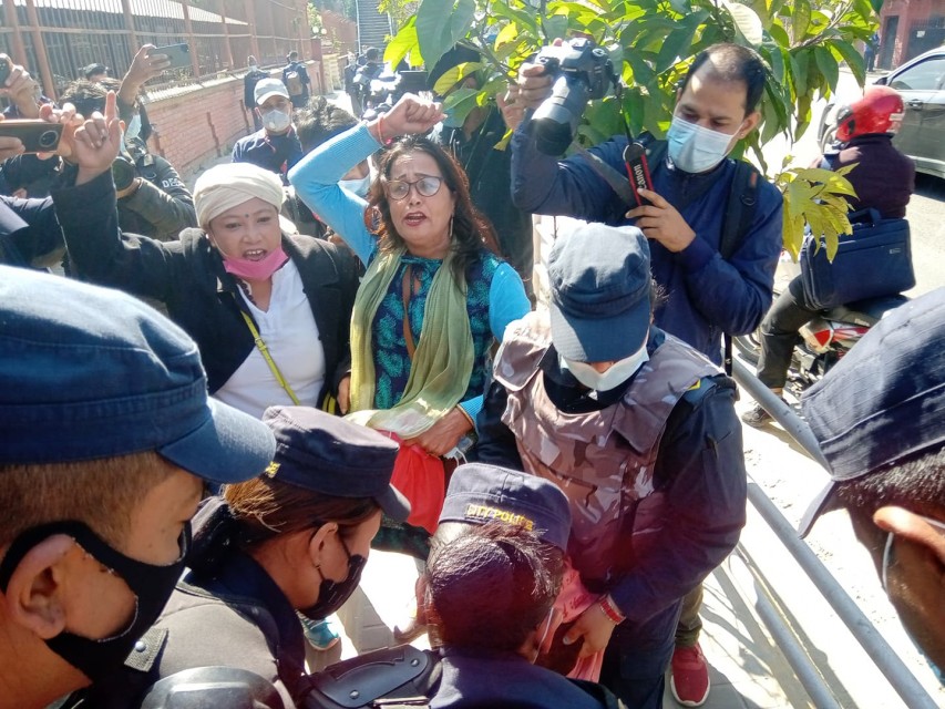 प्रधानन्यायाधीश जबराको पक्षमा प्रदर्शन गर्न खोज्ने पक्राउ