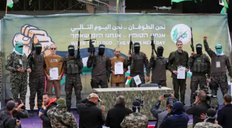  गाजाबाट थप तीन जना बन्दी रिहा  