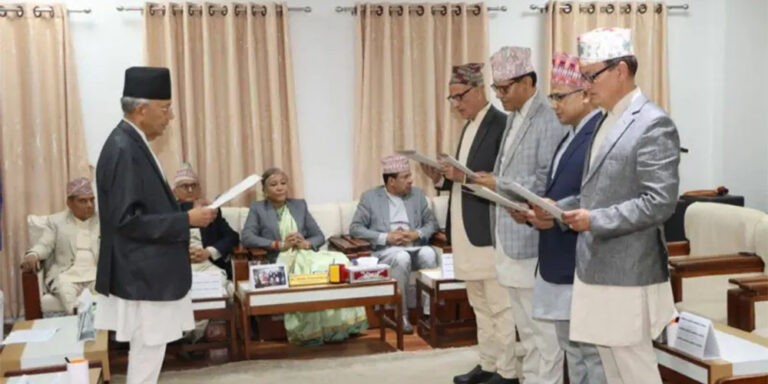एक महिनाभित्र सम्पत्ति विवरण बुझाउन सार्वजनिक कर्मचारीलाई निर्देशन