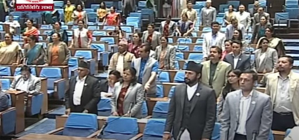 फरार सांसद कोइरीलाई सभामुखले बिरामीको सूचीमा राखेपछि संसदमा खैलाबैला