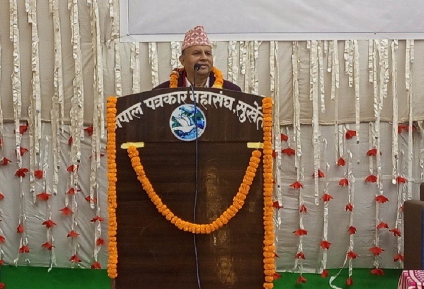 मुलुकमा राजनीतिक अराजकता सिर्जना हुँदै गएको एमाले महासचिव पोखरेलको भनाइ