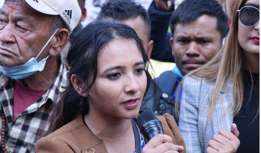 तोसिमालाई  घण्टी बजाएर प्रचारप्रसार नगर्न निर्वाचन आयोगको निर्देशन