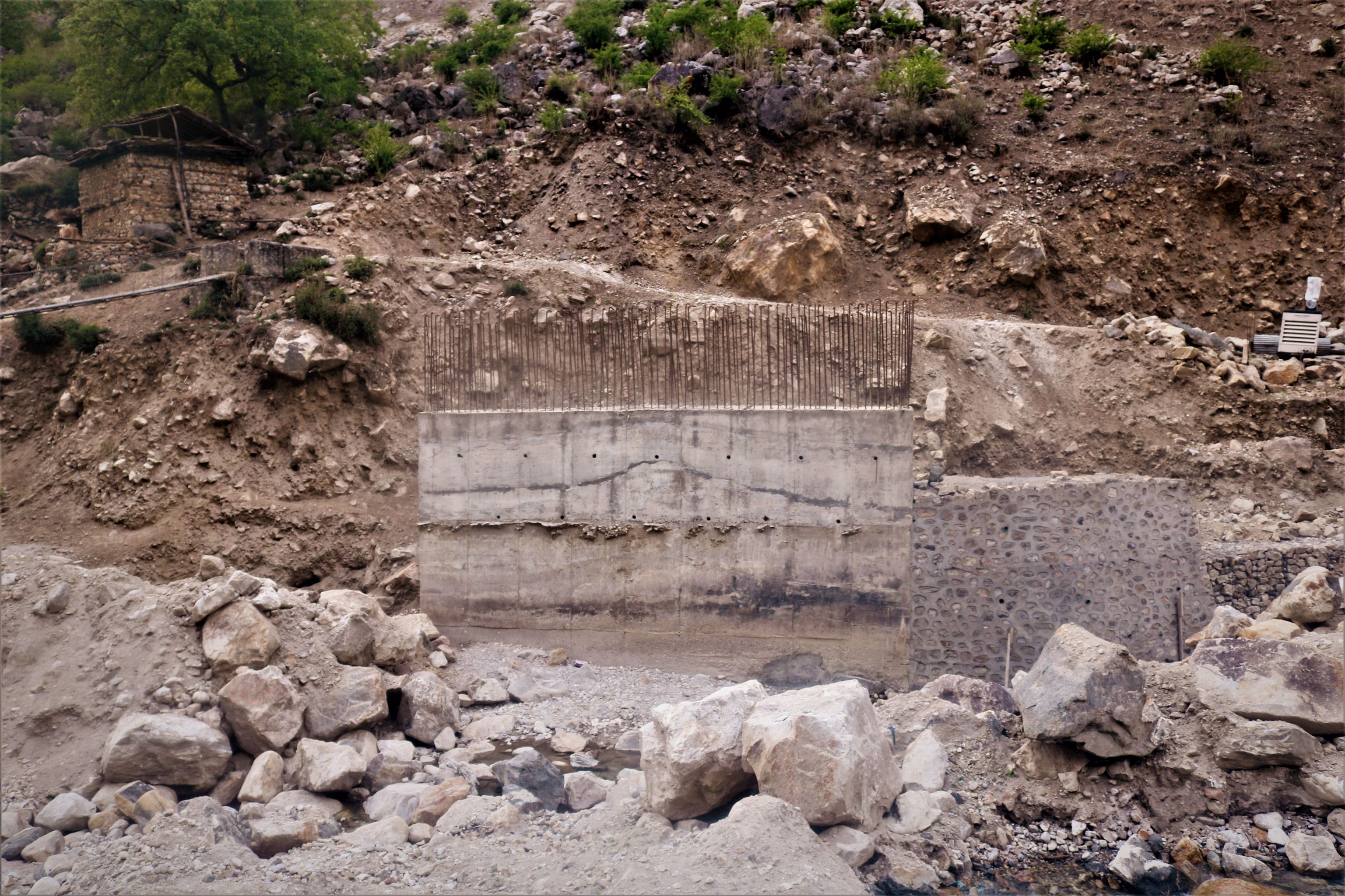 निर्माण सम्झौता भएको पाँच वर्षमा पनि बनेन हुम्लामा पक्की पुल