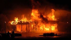 आगलागीमा परि ३ जना घाईते