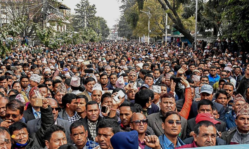 शिक्षकको २१ गतेबाट शुरु भनिएको आन्दोलन किन स्थगित ?