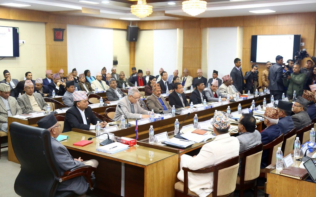 अन्तर प्रदेश परिषद् बैठकमा मुख्यमन्त्रीका समस्याका चाङ