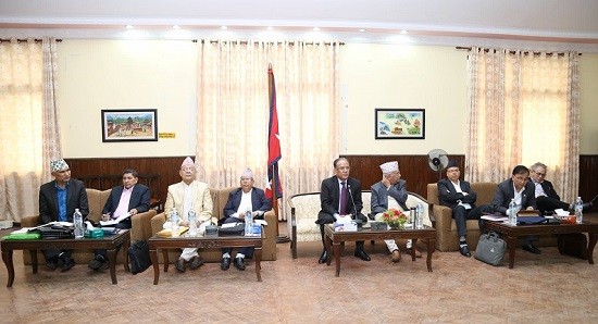 तल्ला तहको कमिटि एकताको विषयमा छलफल गर्दै नेकपा