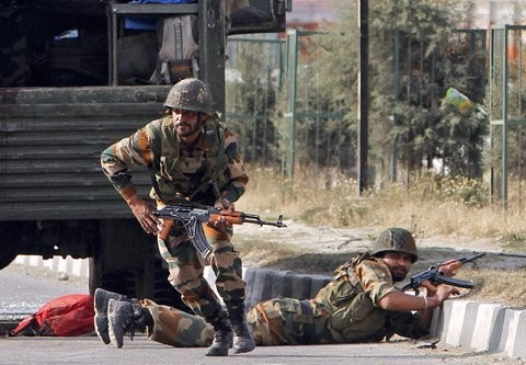 भारत प्रशासित क्षेत्र कस्मिरमा सुरक्षा कारबाहिमा ६ लडाकुको मृत्यु